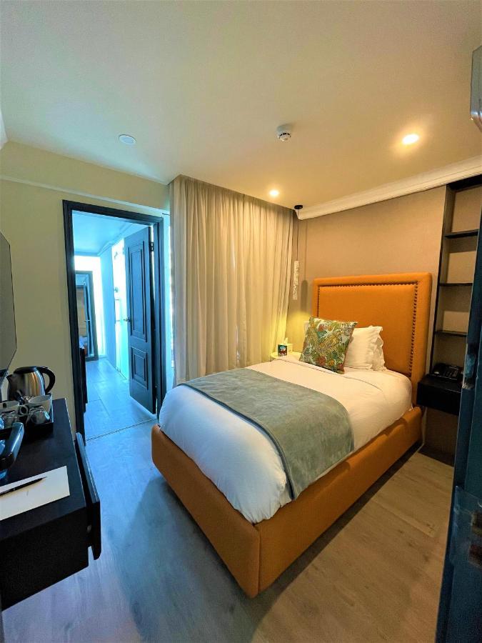 Ambiance Boutique Art Hotel การาจี ภายนอก รูปภาพ